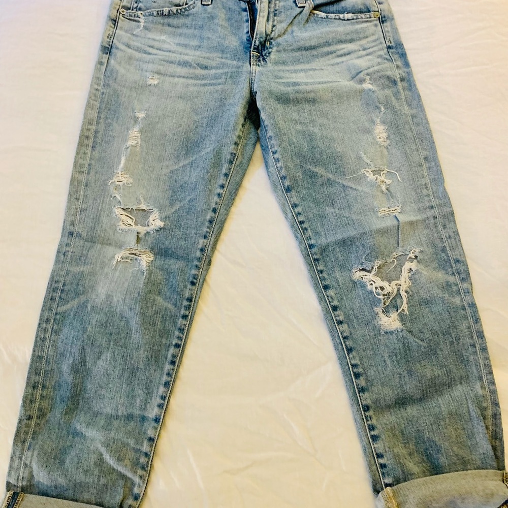 AG ex boyfriend, slouchy slim.